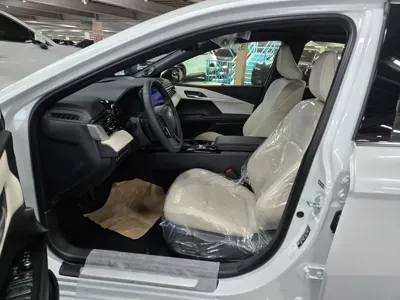 Toyota Camry 2026, 4 км, за 56500000 KRW - фото 7