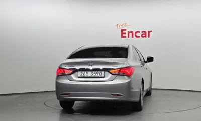 Hyundai Sonata 2013, 100715 км, за 4590000 KRW