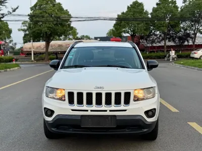Jeep Compass (Import) 2013, 85000 км, за 15800 CNY