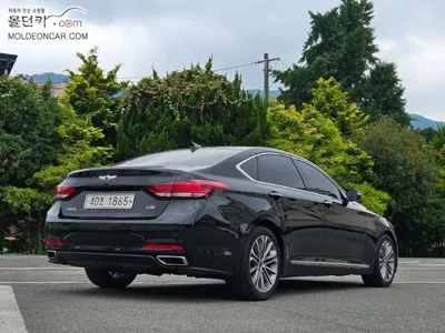 Hyundai Genesis 2014, 124524 км, за 10900000 KRW