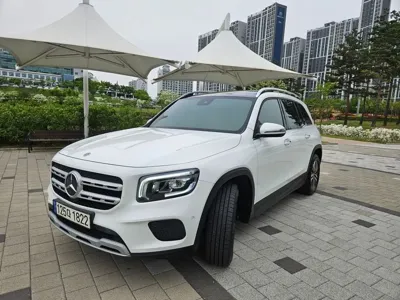 Mercedes-Benz GLB-Class · 2021 год