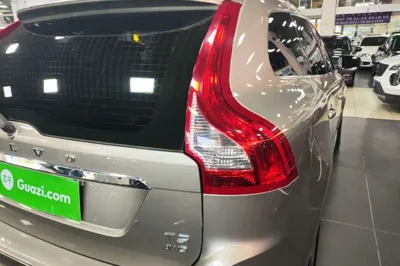 Volvo XC60 2016, 145100 км, за 62065.46 CNY - фото 9