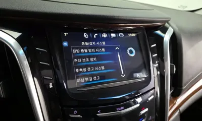 Cadillac Escalade 2018, 75087 км, за 32700000 KRW - фото 16
