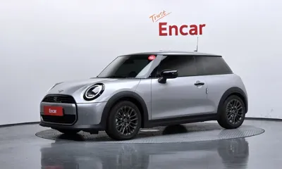 MINI Cooper · 2025 год