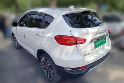 Dongfeng Aeolus AX5 2017, 36100 км, за 22371.61 CNY