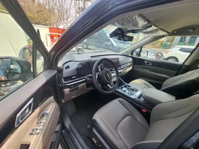 Kia Canival 2025, 13100 км, за 49500000 KRW - фото 2