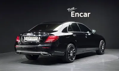 Mercedes-Benz E-Class 2019, 99176 км, за 24500000 KRW