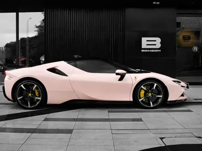 Ferrari SF90 2022, 10000 км, за 3650000 CNY - фото 4