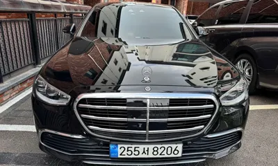 Mercedes-Benz S-Class · 2022 год