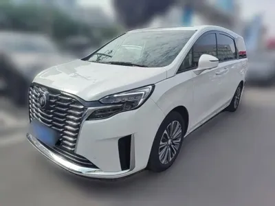 Buick GL8 · 2023 год