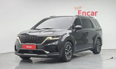 Kia Canival · 2023 год