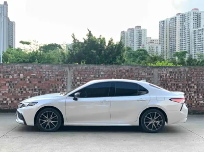 Toyota Camry 2022, 73000 км, за 105800 CNY - фото 3