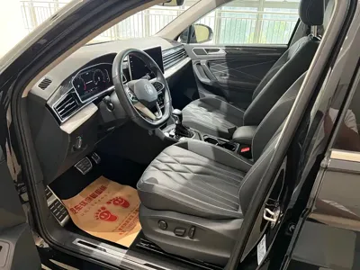 Volkswagen Tiguan L 2021, 32000 км, за 115000 CNY - фото 8