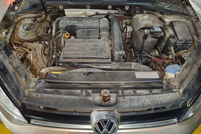 Volkswagen Golf 2015, 116400 км, за 37348.04 CNY - фото 21