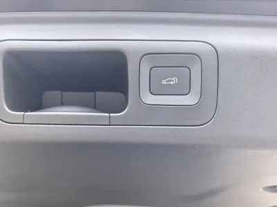 GAC Motor 传祺E8 PHEV 2024, 3000 км, за 153000 CNY - фото 9