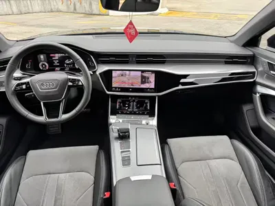 Audi A6L 2022, 45000 км, за 228800 CNY - фото 6