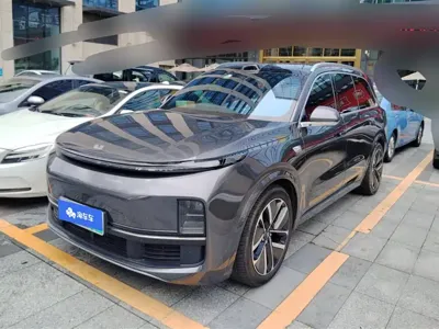 Li Auto Li L9 · 2023 год