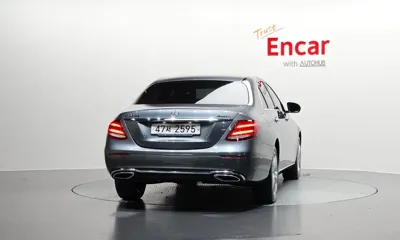 Mercedes-Benz E-Class 2018, 63645 км, за 21500000 KRW