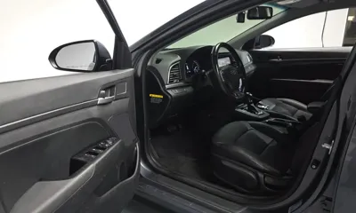 Hyundai Avante 2017, 143060 км, за 8300000 KRW - фото 10