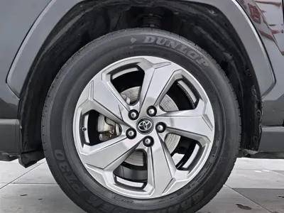 Toyota RAV4 2021, 54300 км, за 91900 CNY - фото 17