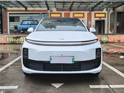 Li Auto Li L6 2024, 18000 км, за 159800 CNY