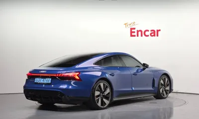 Audi e-tron GT 2022, 91047 км, за 76000000 KRW