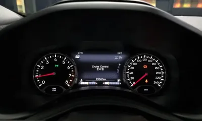 Jeep Renegade 2023, 23542 км, за 24000000 KRW - фото 8
