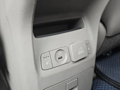 Kia Canival 2018, 92000 км, за 12500000 KRW - фото 14