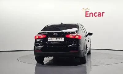 Kia K3 2014, 157407 км, за 99990000 KRW