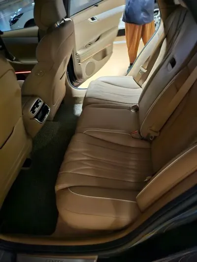 Genesis G80 · 2025 год