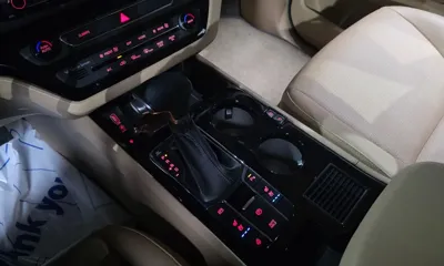 Kia Canival 2019, 65883 км, за 22300000 KRW - фото 9