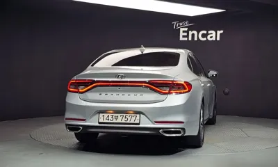 Hyundai Grandeur 2017, 248053 км, за 7990000 KRW