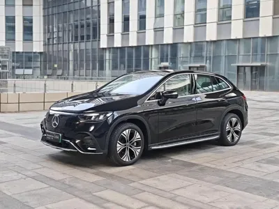 Mercedes-Benz EQE SUV · 2025 год
