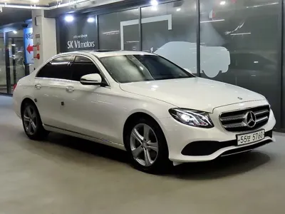 Mercedes-Benz E-Class · 2017 год