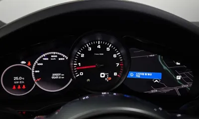 Porsche Cayenne 2023, 39559 км, за 94800000 KRW - фото 8