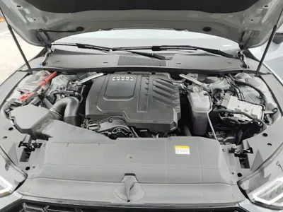 Audi A7L 2025, 5500 км, за 316300 CNY - фото 20