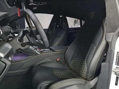Lamborghini Urus 2023, 9300 км, за 335000000 KRW - фото 9