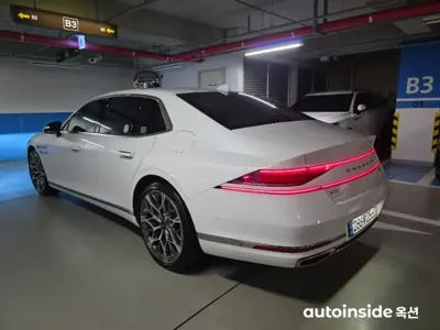 Genesis G90 2023, 32359 км, за 78540000 KRW