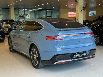 智界 Zhijie R7 2025, 9000 км, за 229800 CNY - фото 6