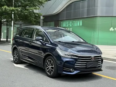 BYD MAX 2019, 120000 км, за 23800 CNY - фото 3