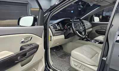 Kia Canival 2017, 64880 км, за 15500000 KRW - фото 10