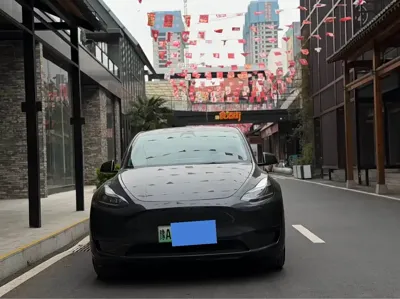 Tesla Model Y 2024, 57000 км, за 149800 CNY - фото 2