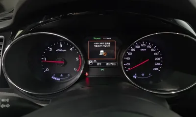 Kia Canival 2018, 187270 км, за 8900000 KRW - фото 8