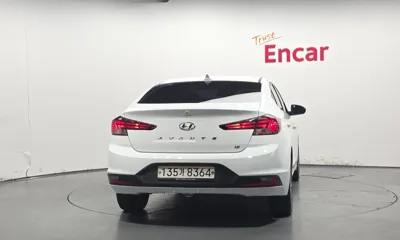 Hyundai Avante 2020, 64319 км, за 13000000 KRW