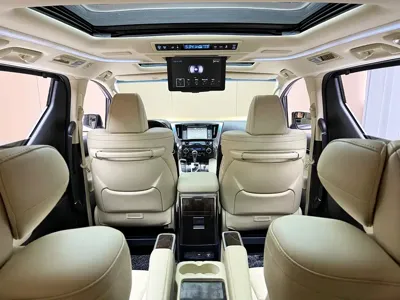 Toyota Alphard 2019, 140000 км, за 378000 CNY - фото 11