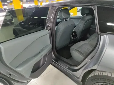 Xpeng P7+ 2024, 24000 км, за 142800 CNY
