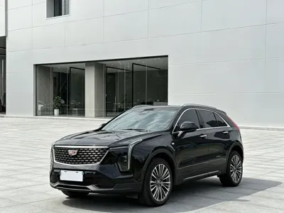Cadillac XT4 2023, 28000 км, за 89900 CNY