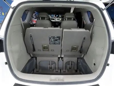 Kia Canival 2017, 157534 км, за 12200000 KRW - фото 16