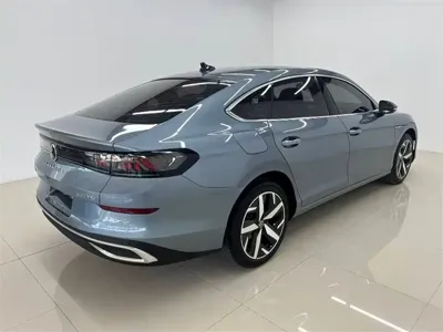 Volkswagen Lamando 2023, 41000 км, за 118800 CNY