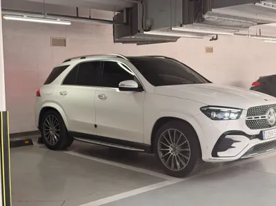 Mercedes-Benz GLE-Class 2024, 35300 км, за 80810000 KRW